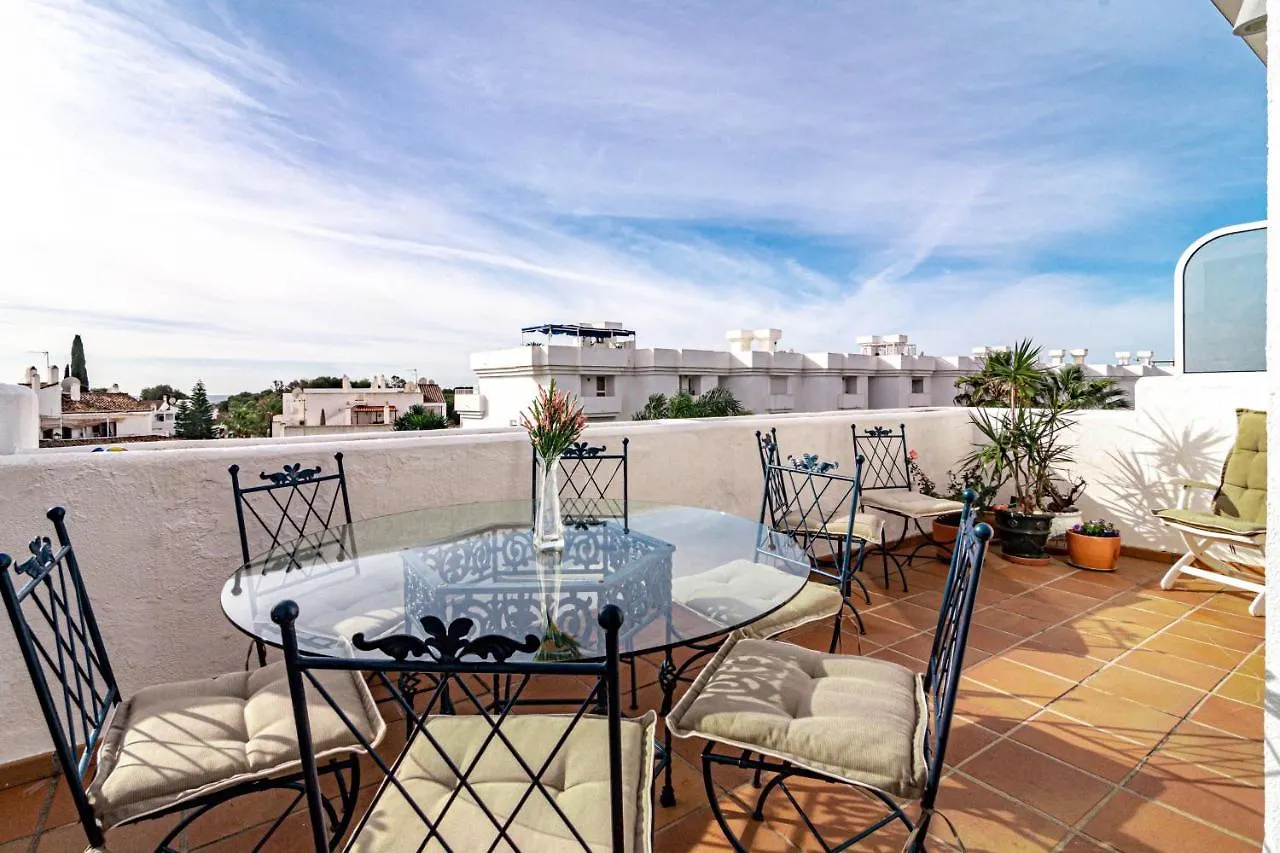 Andalusian Elegance Apartment In El Paraiso With 360 Views Over Sea And Mountains Estepona Spain