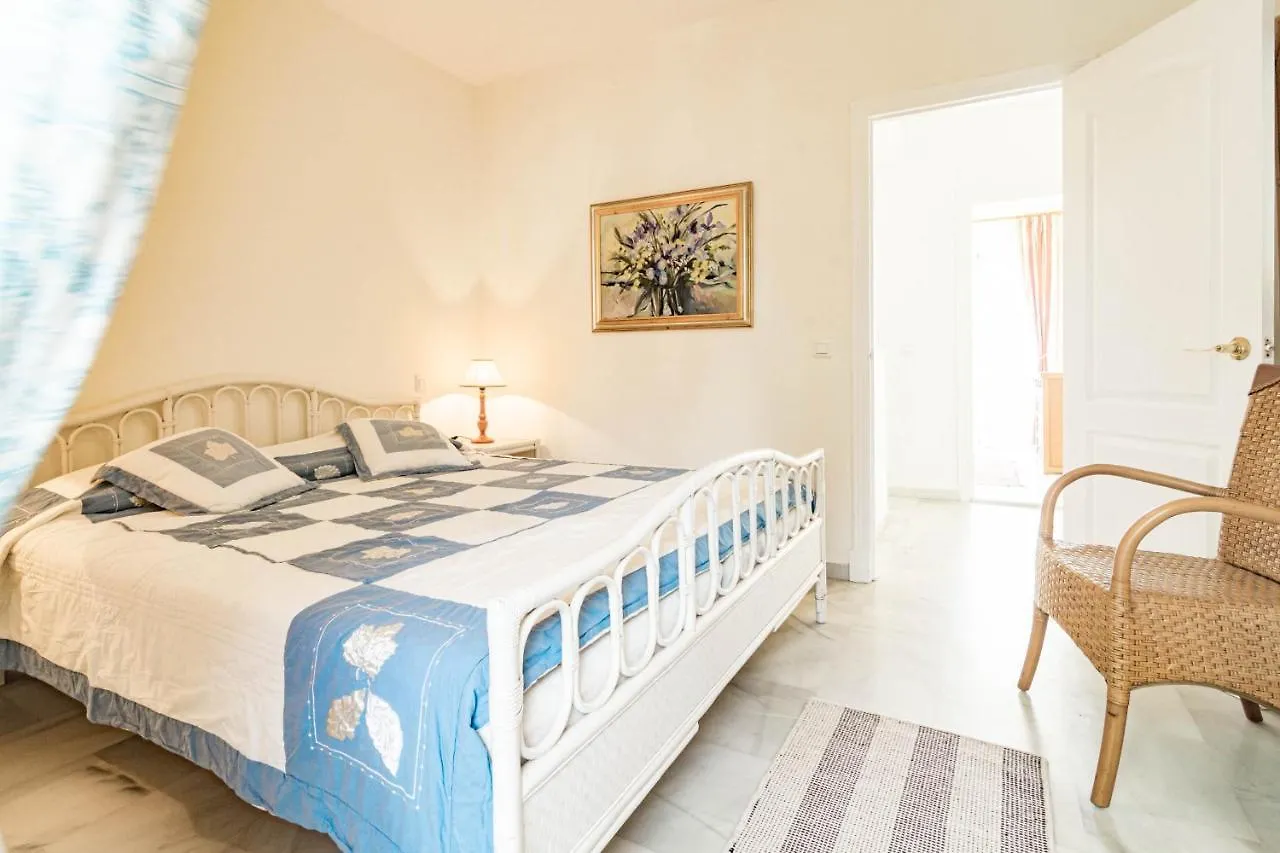 Andalusian Elegance Apartment In El Paraiso With 360 Views Over Sea And Mountains Estepona